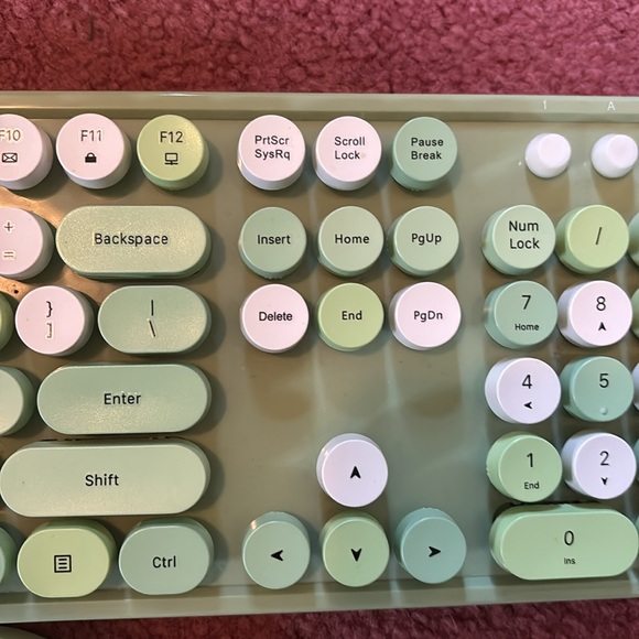 Mofii Wireless Keyboard and Mouse Combo, Multi Color Round Keys, PC/Laptop/Mac - Picture 3 of 7